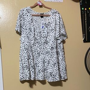 #467 size 4 torrid Disney villains collab NWT cruella deville